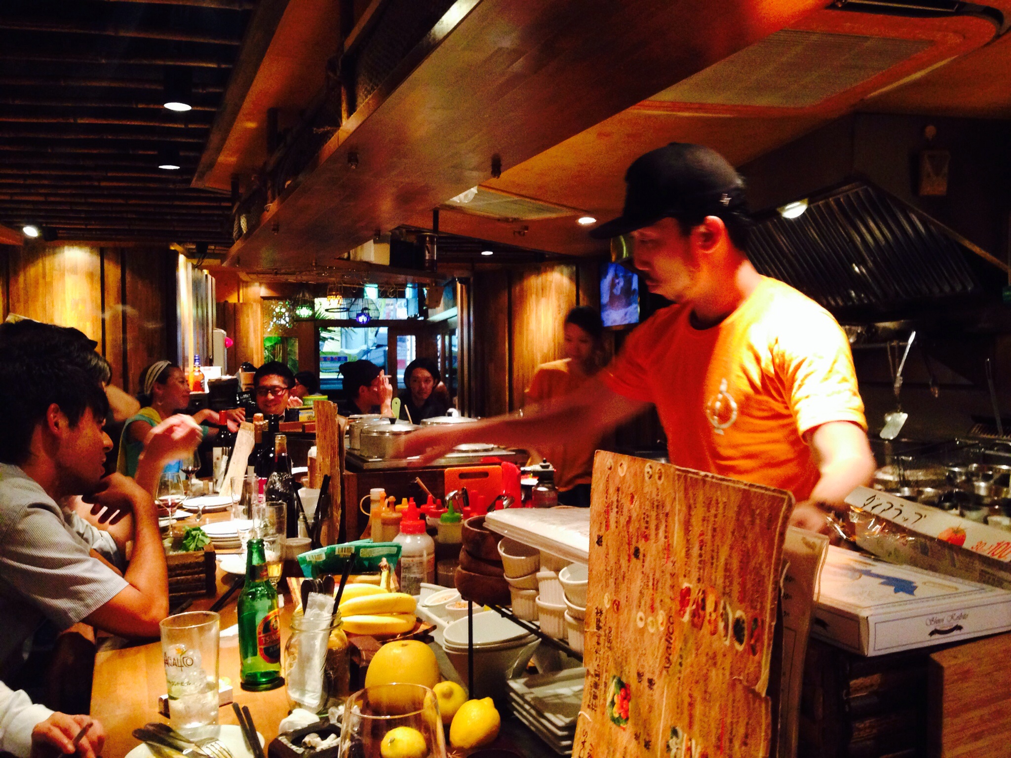 店内のカウンター席は特等席！！